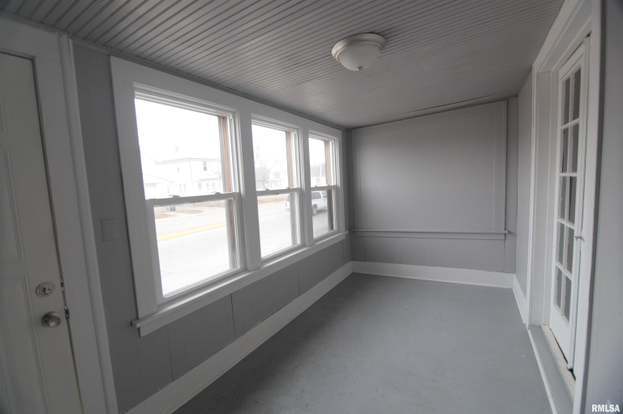 Building Photo - 1124 18th Ave