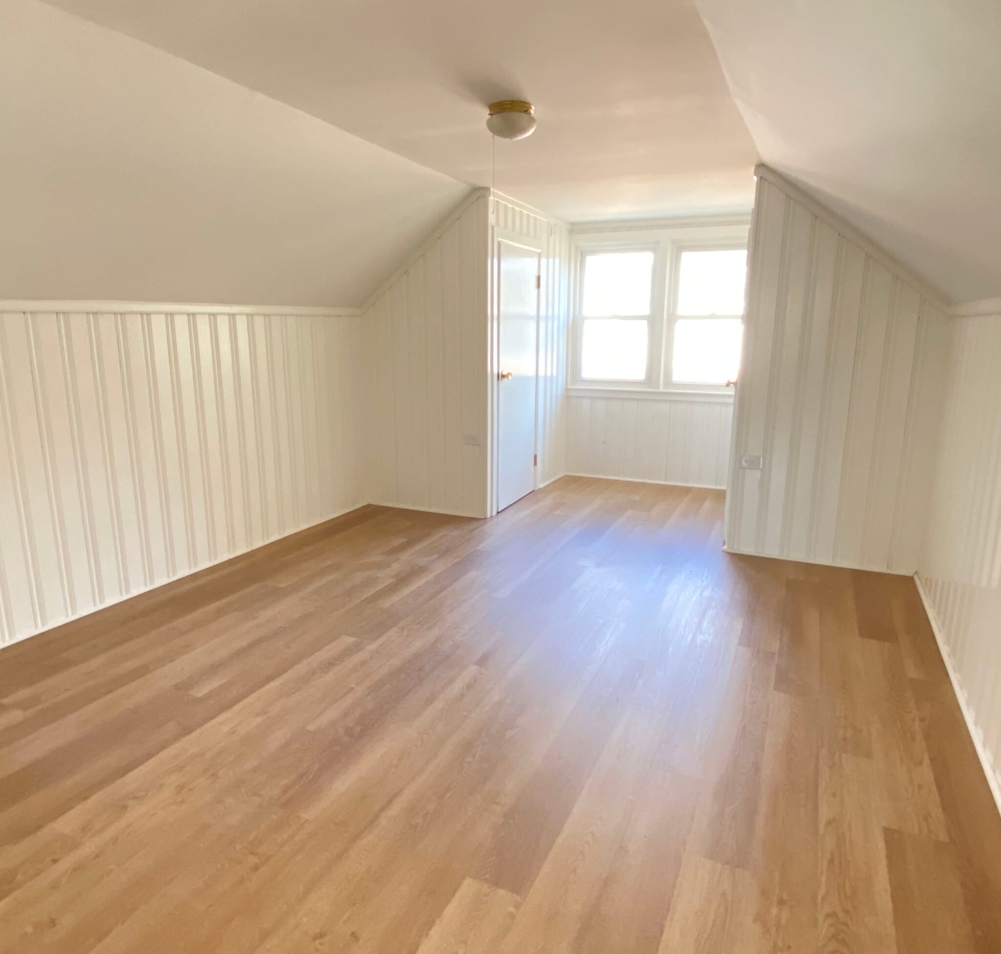second floor / bedroom - 113 Azalea Dr