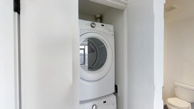 Building Photo - 345 Harrison Ave