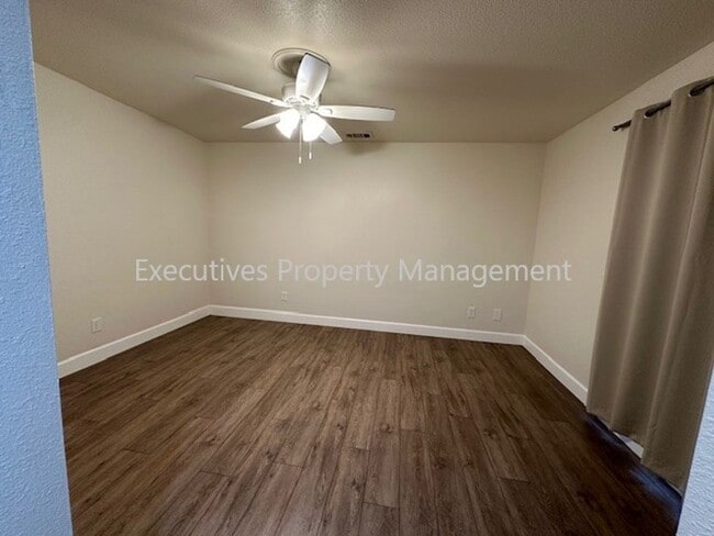 Building Photo - 3098 Aspen St