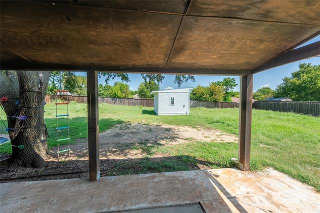 Building Photo - 3651 Willow Creek Dr