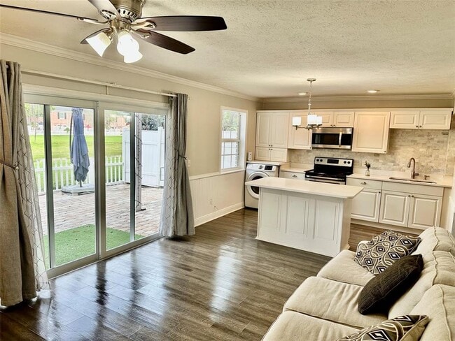 Building Photo - 13731 Juniper Blossom Dr