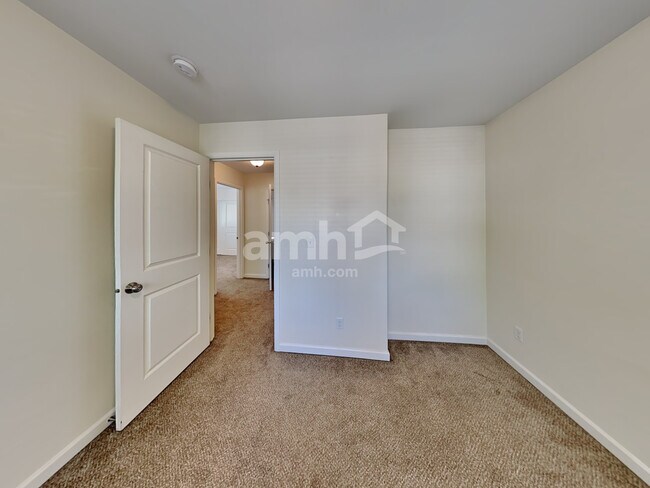 Building Photo - 19105 18th Ave Ct E
