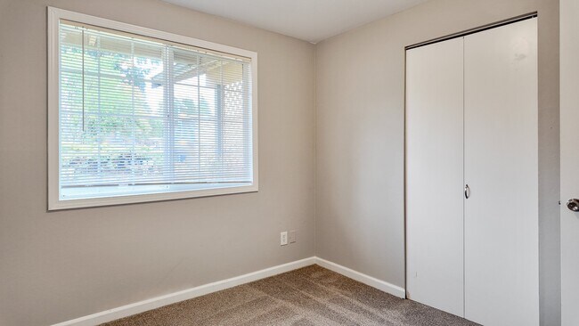 Building Photo - Charming 3BR Home with Massive Fenced in Yard