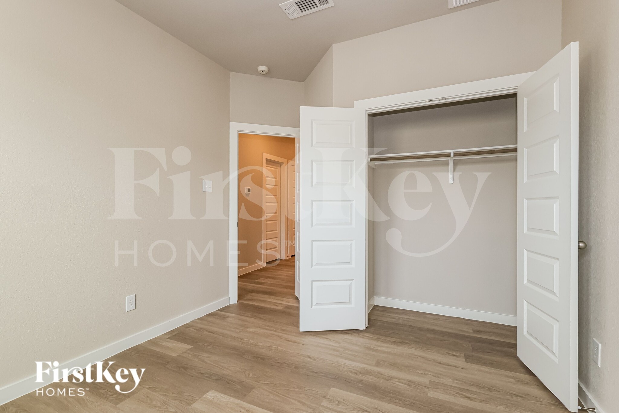 Building Photo - 18342 W Centro Cir