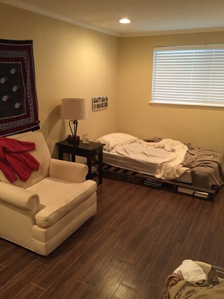 Bedroom 2 - 1441 S Frisco Ave