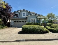 Building Photo - Rare 5BD Corner Lot Home in Hamilton Southgate — Soaring Ceilings & Hardwood Floors - FOUNDATION
