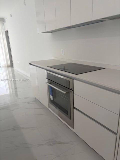 Building Photo - 700 NE 24th St