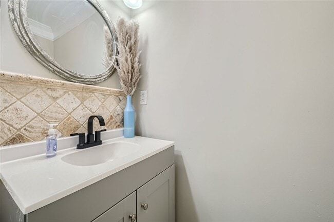 Building Photo - High-End Fully Furnished Luxury Gated French Chateau behind Dunwoody Country Club