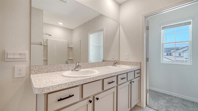 Building Photo - 12728 Lateral Root Dr