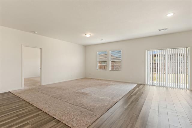 Building Photo - 2641 Sagebrush Dr