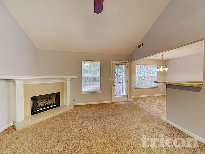 Building Photo - 4190 Crestside Ridge SW