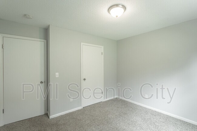 Building Photo - 5907 Browntown Rd