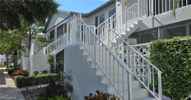 Building Photo - 859 Tanbark Dr
