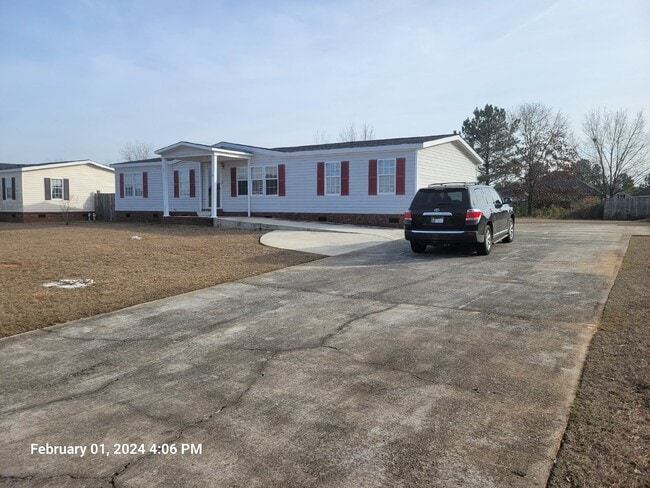 Building Photo - Charming 4 Bedroom Manufactured Home in Ka...