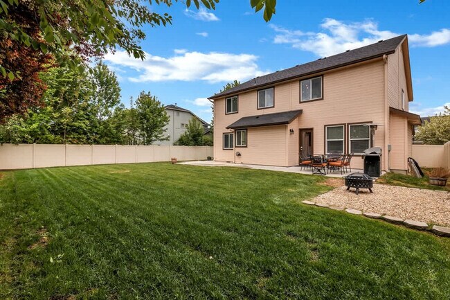 Building Photo - 4061 E Arch Dr