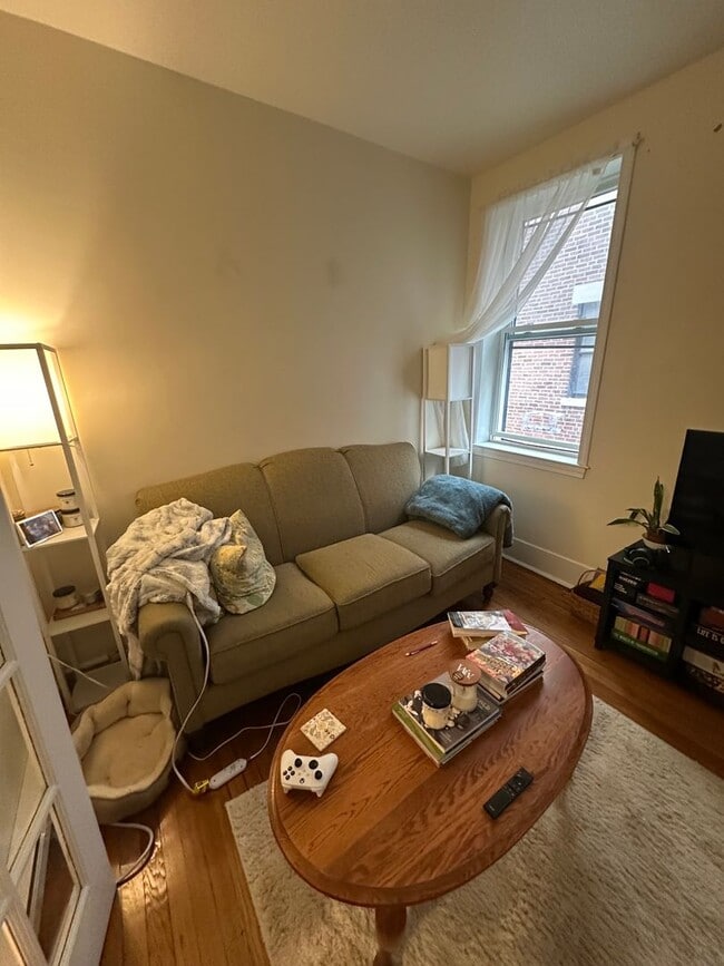 Building Photo - 1 Aberdeen St