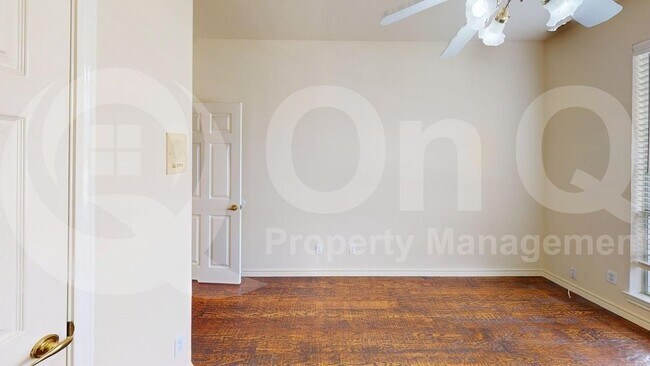 Building Photo - 3112 Chippenham Dr