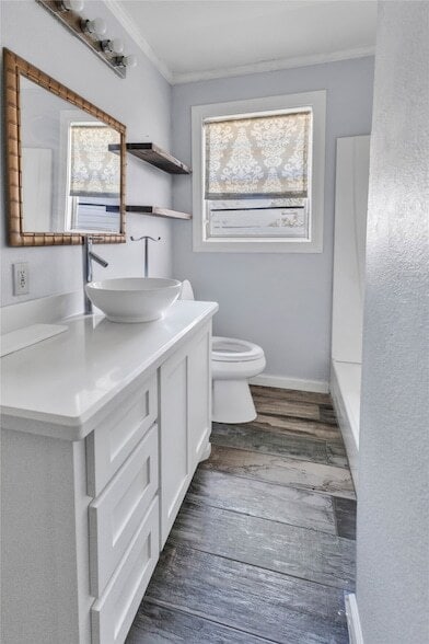 Building Photo - 2848 Azalea Ave