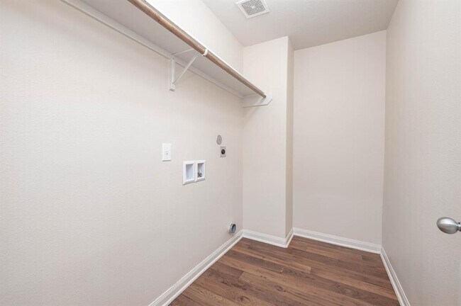 Building Photo - 17327 Osprey Forest Dr