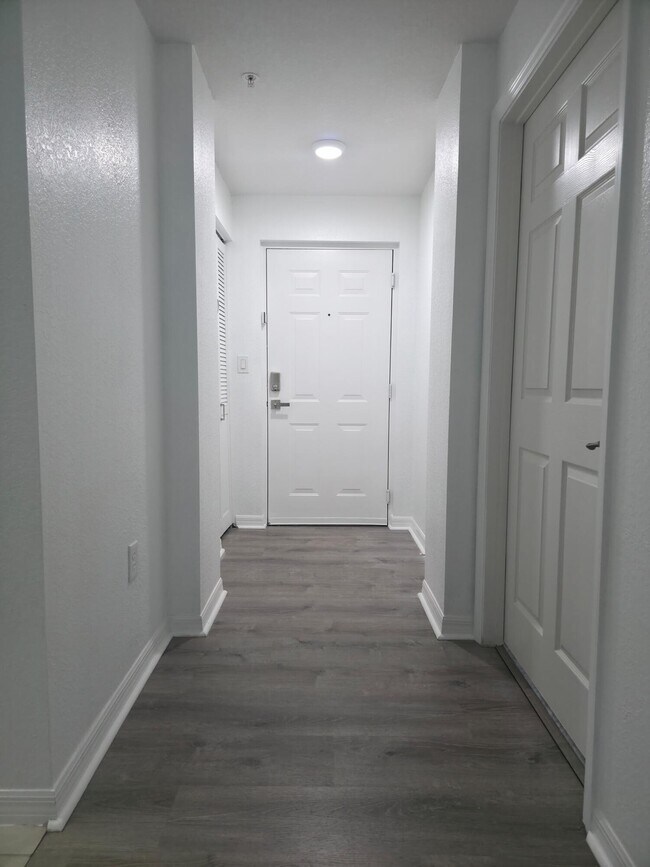 Building Photo - 2805 Veronia Dr