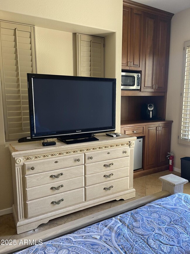 Building Photo - 14650 E Larkspur Dr