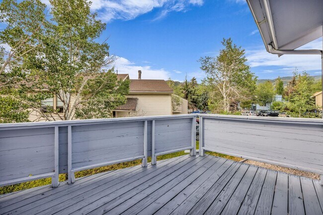 Building Photo - Prospector Townhome