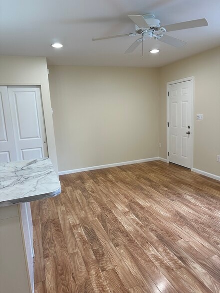 Living room - 1125 3rd St