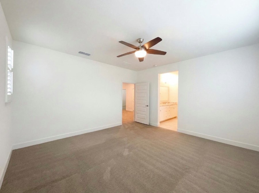 Building Photo - 2153 Lake Range Wy