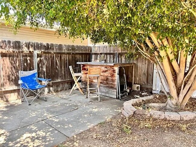 Building Photo - North Park Craftsman remodeled