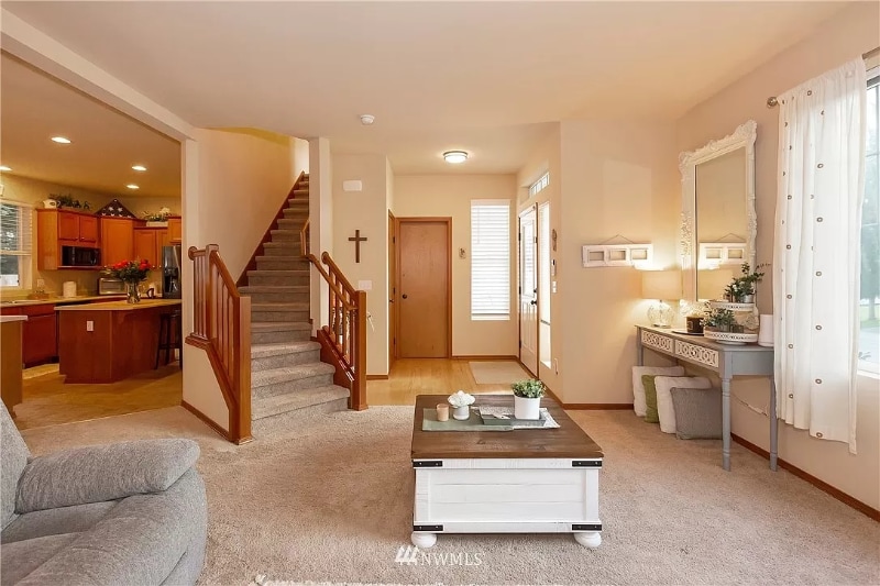 Building Photo - 1309 Koda Cir SE