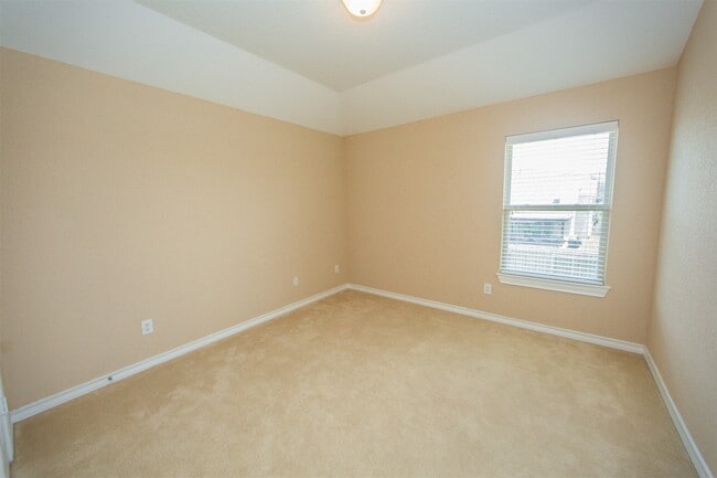 Building Photo - 5103 Shadow Breeze Ln