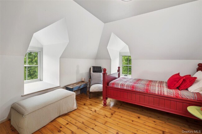 Building Photo - 216 Melbourne Ave