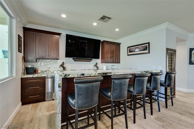 Building Photo - 5056 Shadow Palm Ct