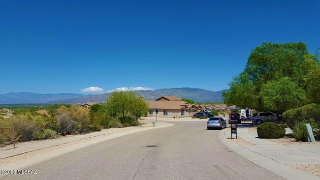 Building Photo - 10835 S Piety Hill Dr