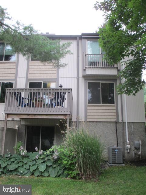 Building Photo - 35 Eastford Ct