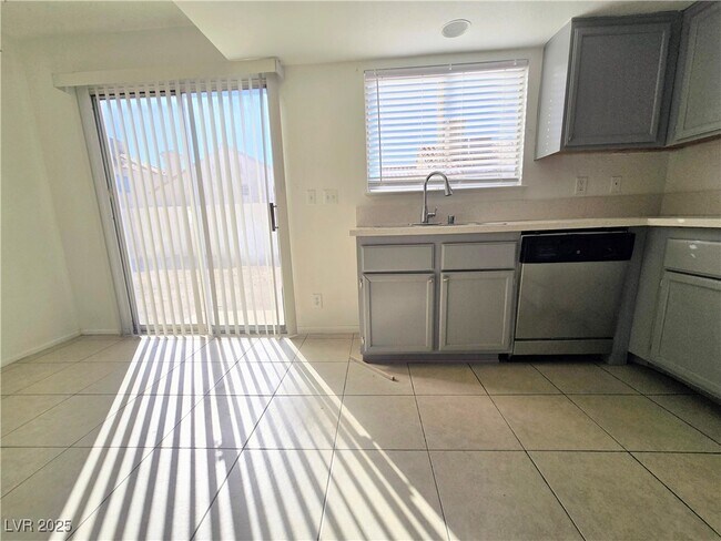 Building Photo - 5797 Cedar Ave