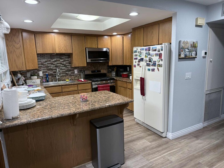 Building Photo - 10743 Cariuto Ct