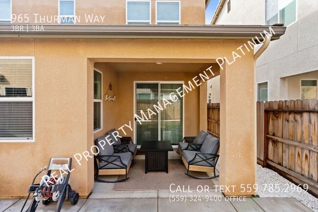 Building Photo - 965 Thurman Way