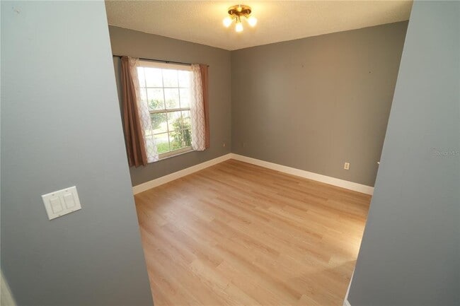 Building Photo - 205 Indian Point Cir