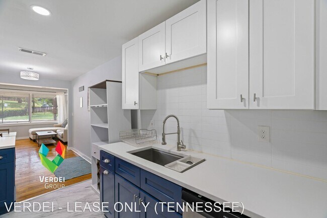 Building Photo - 3 br, 2 bath House - 1720 Dr DB Todd Jr Blvd