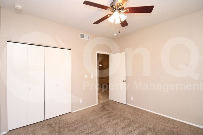 Building Photo - 118 N Heritage Dr