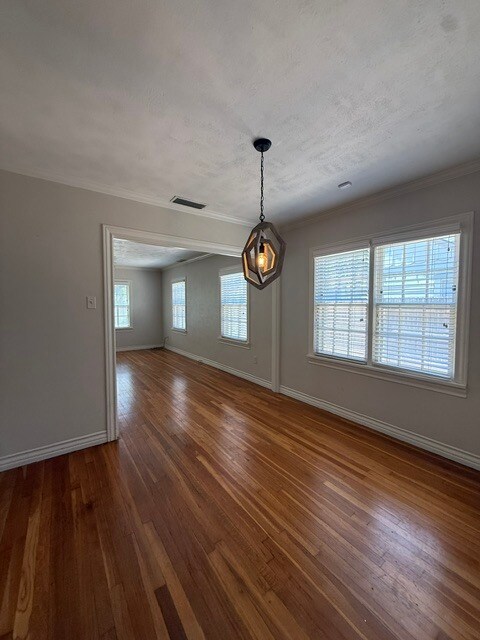 Building Photo - 2614 25th St