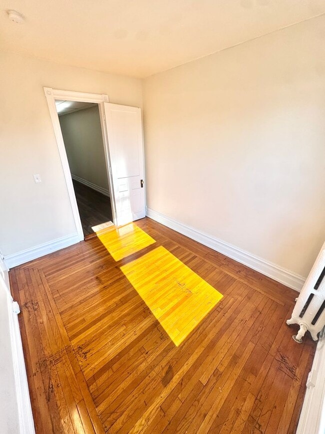 Building Photo - 1149 W Turner St