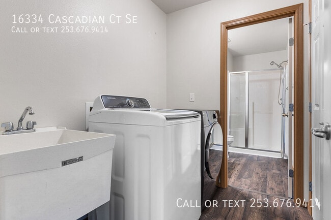Building Photo - 16334 Cascadian Ct SE