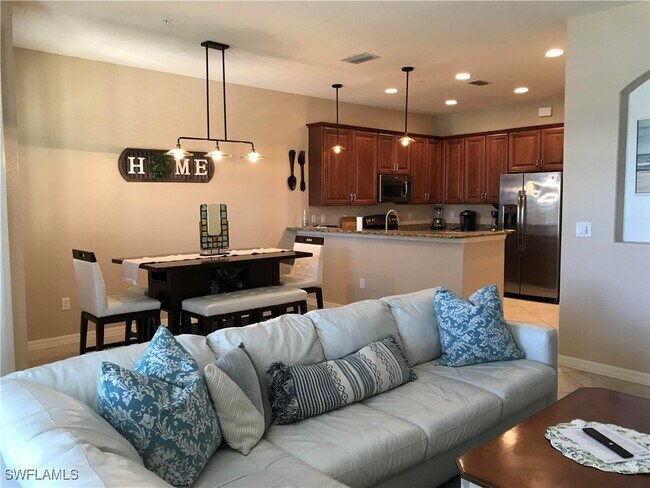 Building Photo - 8697 Olinda Way