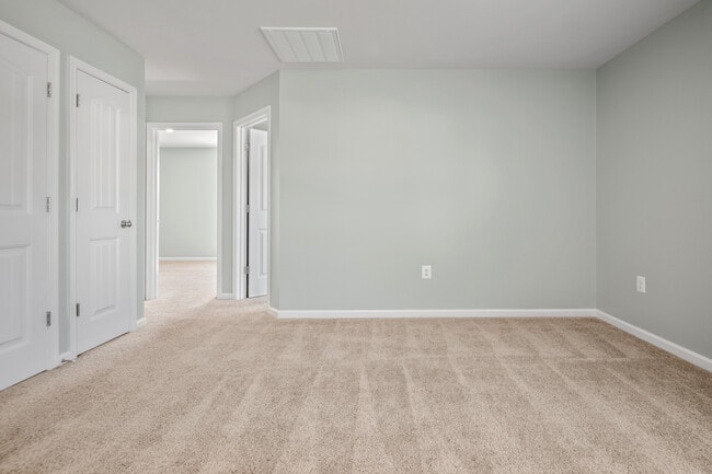 Building Photo - 2854 Meadowview Blvd