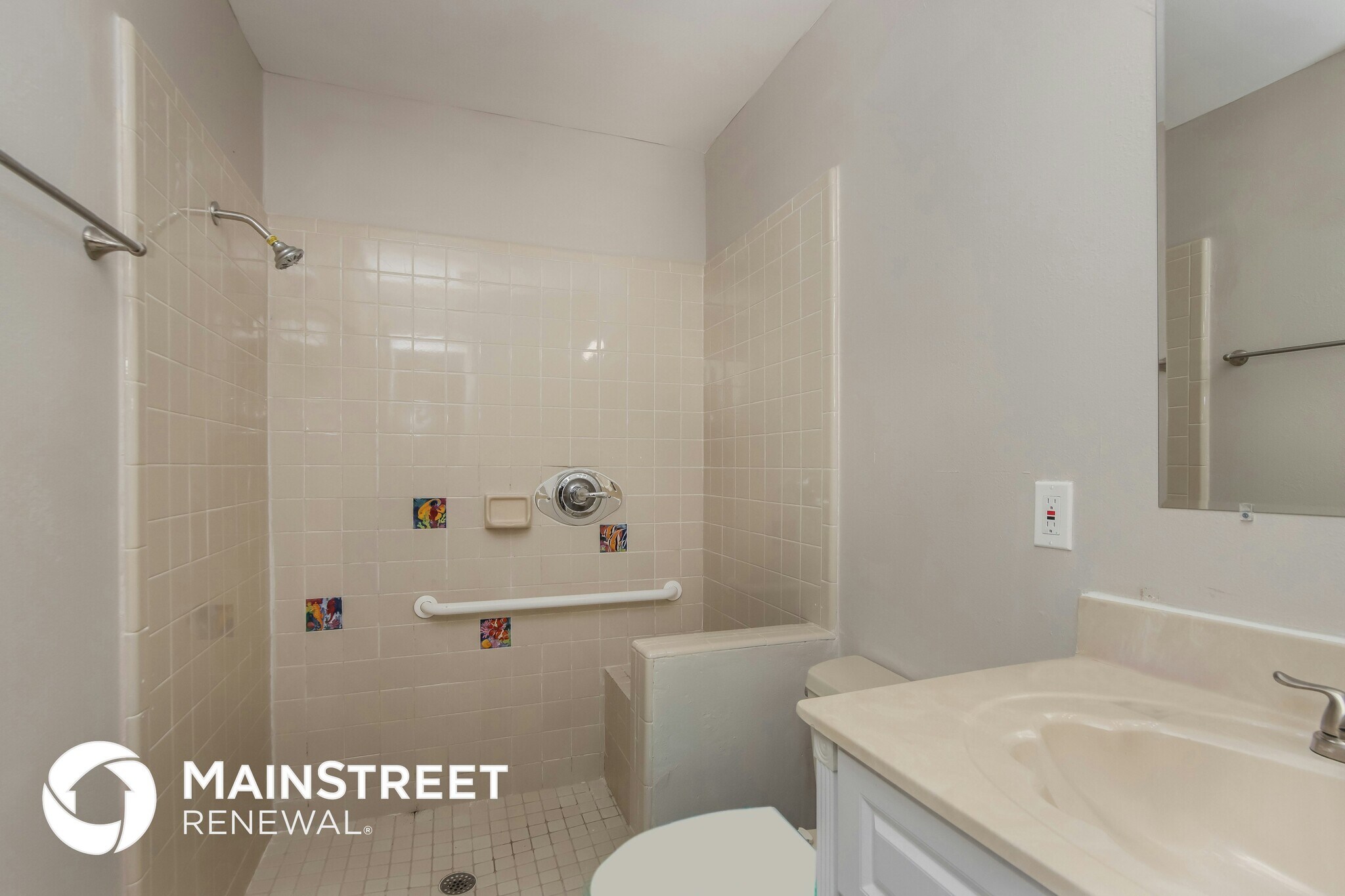 Building Photo - 163 Crystal Lake Rd