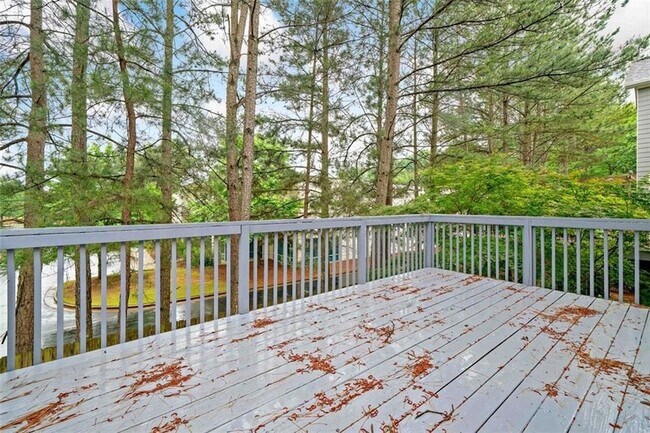 Building Photo - 548 Myrtle Trace Ln