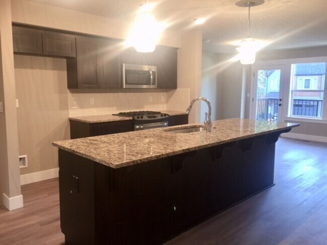 Building Photo - CHAMPION VILLAGE LUXURY TOWNHOMES IN SANDY...